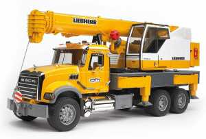 bruder Kran-LKW MACK Granite Liebherrkran 1:16