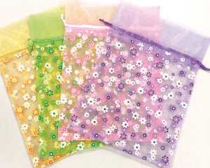 Organzabeutel 23x16cm mit Blumen beflockt