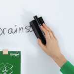 Board-Eraser mit 4 Board-Markern - 1x Board Eraser