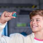 MrBeast Lab Swarms Figuren 2er Blind Pack (im Thekendisplay) 12 Stück