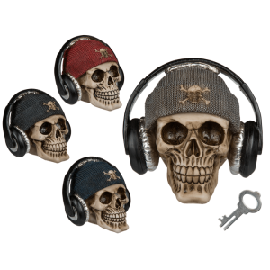 OOTB Spardose Totenkopf mit Fischermütze &