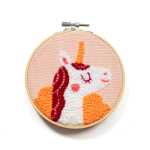 Punch Needle, Einhorn