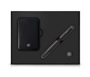 Cross Geschenkset Kugelschreiber Tech 2 Satinschwarz mit Magnetkartenhalter