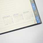 2027 ADINA Wochenkalender A5+ gold-metallic 24x16cm 1 Woche auf 2 Seiten cremefarbenes 80g Papier