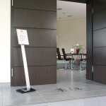 Durable Bodenständer INFO SIGN stand A4 aus Aluminium mit Infotafel