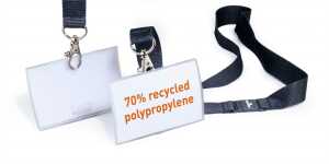 Durable Namensschild 54x90 mm mit Textilband 70% recycled PP
