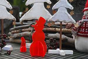 Elliot Lichtzauber 3D-Schneemann mini, 5 cm, rot, stehend