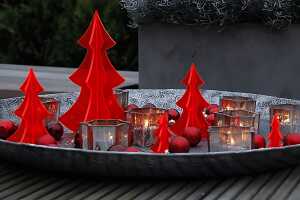 Elliot Lichtzauber Tannenbaum 3D stehend 20 cm rot