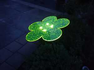 Elliot Lichtzauber Blume Mag 25cm grün 150cm Stab gemufft