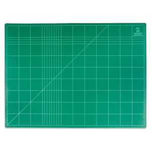 Ursus SCHNEIDUNTERLAGEN 3MM,45x60CM,GRÜN