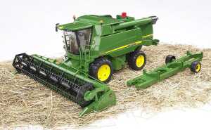 Bruder Spielwaren John Deere Mähdrescher T670I