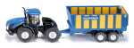 Traktor New Holland Knicklenker mit Silagew.