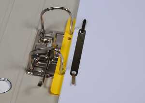 Heftstreifen kurz Kunstst. gelb mit Metalldeckleiste