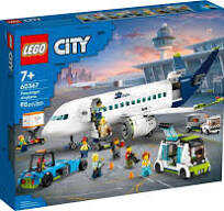 LEGO City Passagierflugzeug, 913 Teile, ab 7 Jahren, LEGO